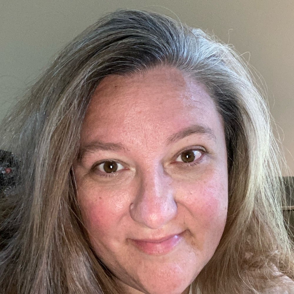 Meet your Posher, Angie